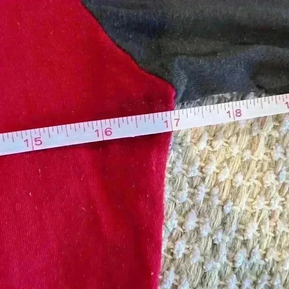 Alabama Crimson Tide collegiate women’s vneck pullover shirt, sleepwear, GUC med - Picture 3 of 5